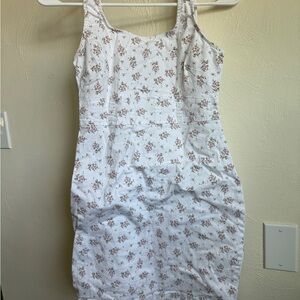 No Boundaries White Sheath Mini Dress Sleeveless Scoop Neck